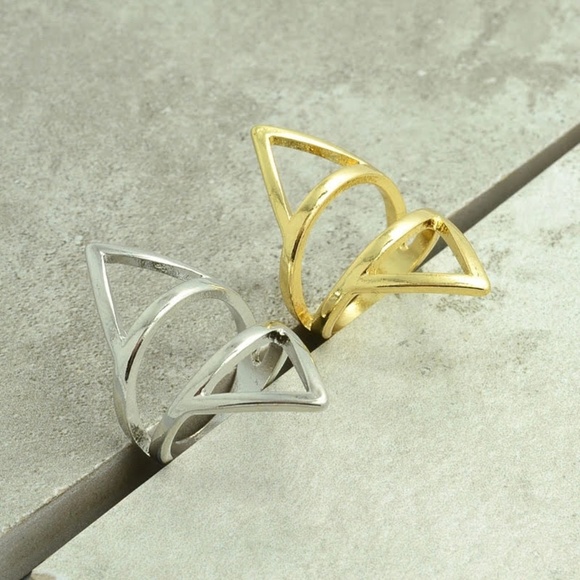 5 for $25 Geometric Triangle Shape Ring - Picture 7 of 7